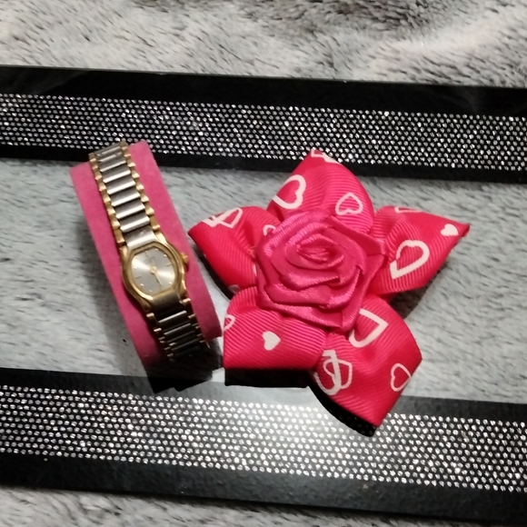 Citizen - Picture 1 of 4